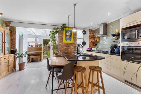 3 bedroom terraced house for sale, Galpins Road, Thornton Heath CR7