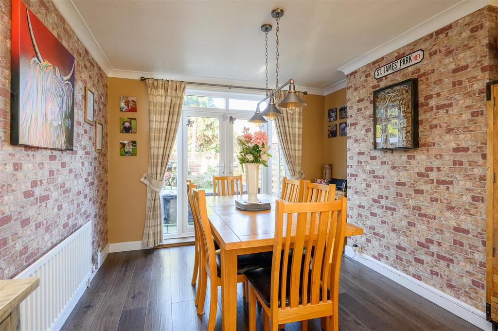 Dining room/ open plan