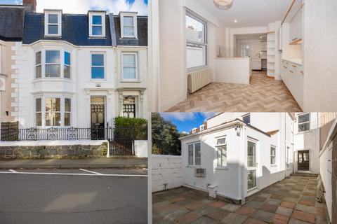 Elm Grove, St. Peter Port, Guernsey, Channel Islands