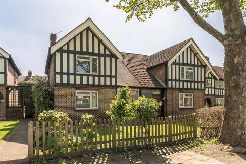undefined, Westhorne Avenue, London SE9