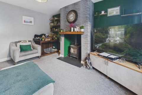 2 bedroom semi-detached house for sale, Gomersal Lane