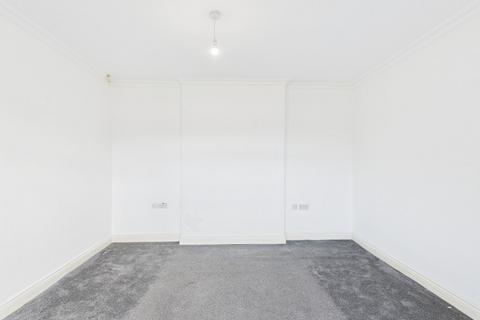 3 bedroom terraced house to rent, Castleford Road, Sunderland