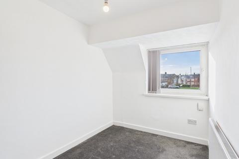 3 bedroom terraced house to rent, Castleford Road, Sunderland