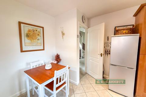 undefined, Horton, Berkshire