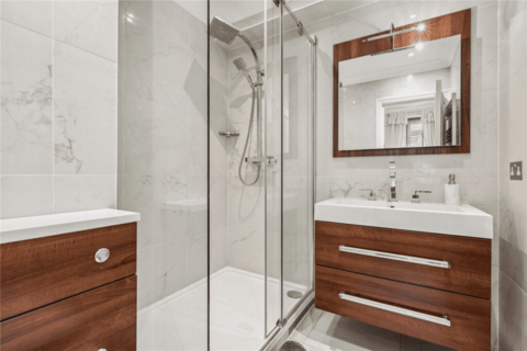 3 bedroom apartment to rent, Inverness Terrace, London, W2