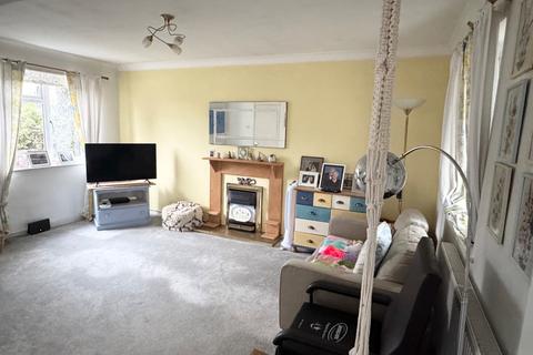 3 bedroom semi-detached house for sale, Blackfield Road, Fawley, Southampton, Hampshire, SO45