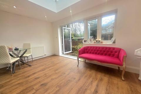 undefined, Eaton Close, Stanmore
