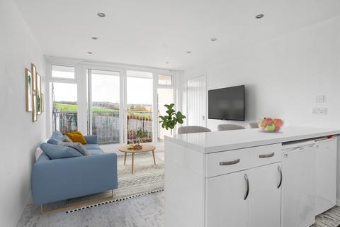 2 bedroom apartment for sale, Warren Road, Dawlish Warren, EX7 0PP