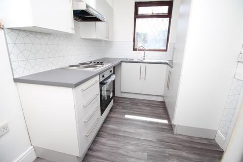 3 bedroom end of terrace house to rent, Crossgate, Mexborough S64
