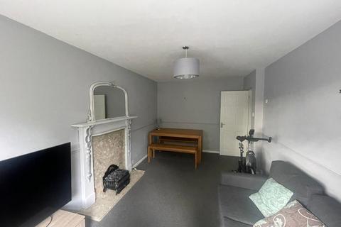 2 bedroom apartment to rent, Fentham Court, Olton B92