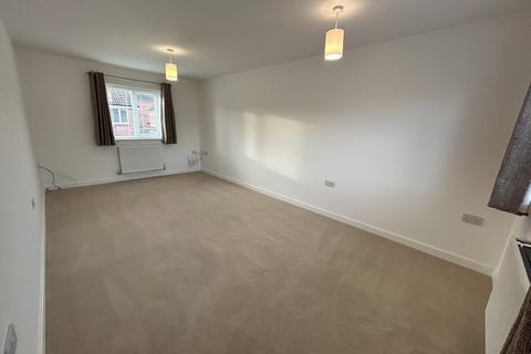 2 bedroom house to rent, Cedar Close, Exeter EX5
