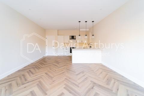 4 bedroom semi-detached house to rent, Bignold Road, Forest Gate, London