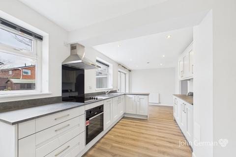 3 bedroom semi-detached house for sale, Hurstmead Drive, Stafford