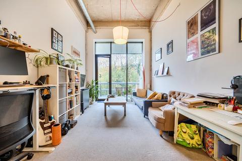 1 bedroom apartment for sale, Lakeshore Drive, Bristol BS13