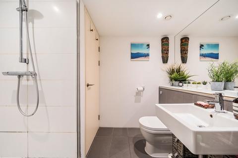 1 bedroom apartment for sale, Lakeshore Drive, Bristol BS13