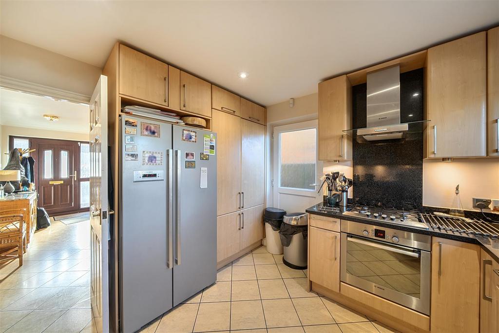 Kitchen:
