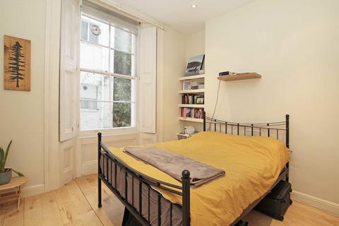 1 bedroom flat to rent, St. Stephens Gardens, London W2