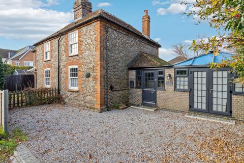 2 bedroom cottage for sale - Holmer Green Road, Hazlemere, HP15