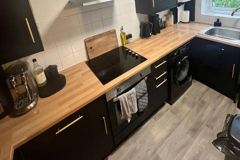 undefined, Knaphill, Woking GU21