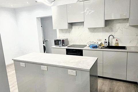 6 bedroom house to rent, Eden Grove, Bristol BS7