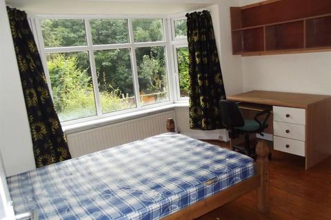 6 bedroom house to rent, Old hall Lane Fallowfield, Manchester M14