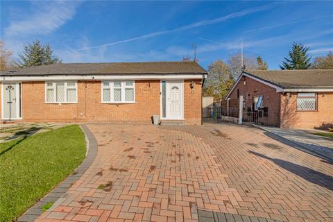 2 bedroom bungalow for sale, Daffodil Close, Rochdale OL12