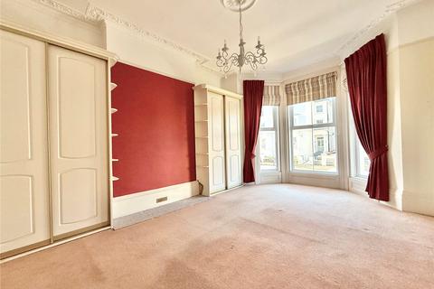 2 bedroom apartment for sale, Chiswick Place, Eastbourne, East Sussex, BN21