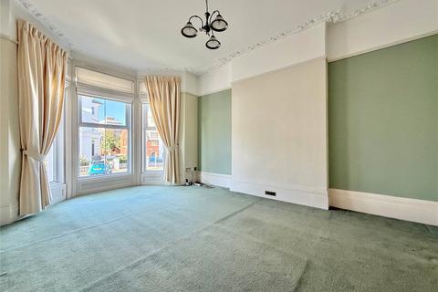 2 bedroom apartment for sale, Chiswick Place, Eastbourne, East Sussex, BN21