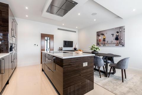 undefined, Palace Wharf, Rainville Road, London, UK