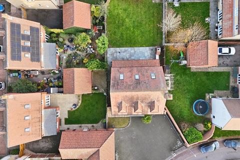5 bedroom detached house for sale, Tyler Avenue, Flitch Green, Dunmow, Essex, CM6