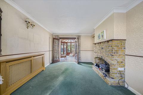 3 bedroom end of terrace house for sale, Maple Road, Dartford