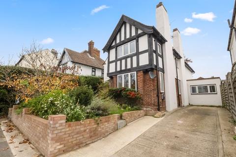 4 bedroom detached house for sale, Whitstable Road, Canterbury