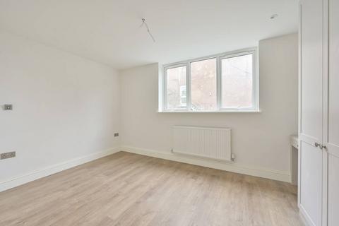 undefined, Levana Close, Southfields, London, SW19