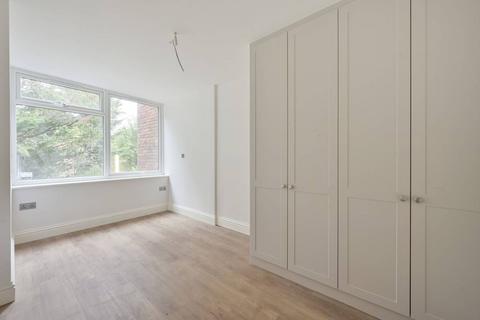undefined, Levana Close, Southfields, London, SW19