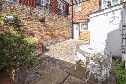 undefined, King Street, Sandwich