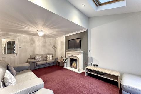 undefined, Charlecote Drive, MILKING BANK, DY1 2GG