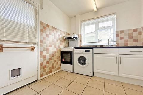 2 bedroom semi-detached house for sale, Hampshire Road, West Bromwich