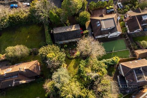 undefined, Briton Hill Road, Sanderstead
