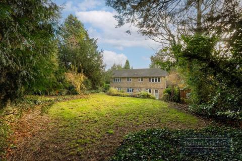 undefined, Briton Hill Road, Sanderstead