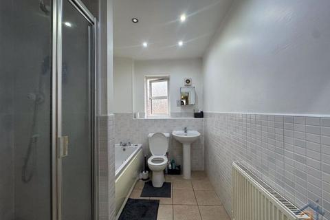 2 bedroom apartment to rent, To Let - Delph Drive, Ormskirk - Available December 2025