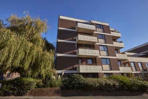 2 bedroom flat to rent, Silver Lane, Exeter