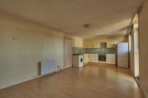 2 bedroom flat to rent, Silver Lane, Exeter