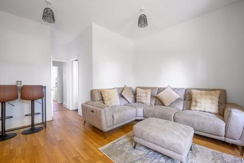1 bedroom flat for sale, Westcar Lane, Hersham