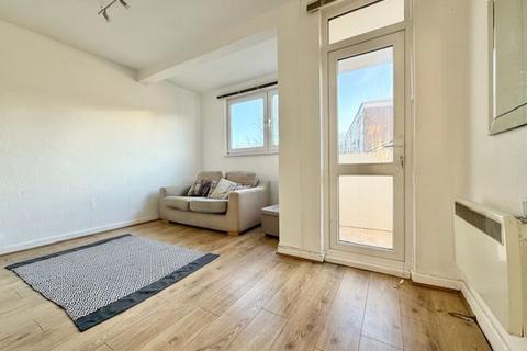 2 bedroom apartment for sale, Walburgh Street, E1