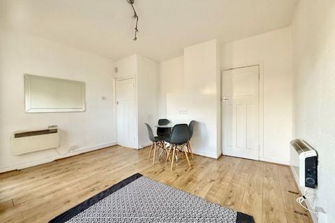 2 bedroom apartment for sale, Walburgh Street, E1