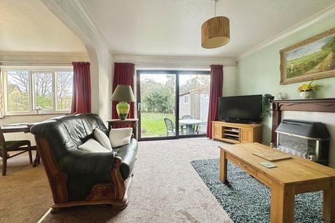 3 bedroom detached house for sale, Salisbury Avenue, Heywood