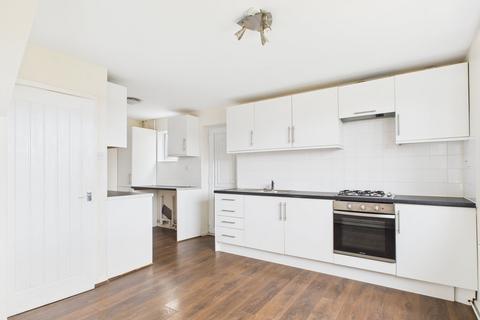 3 bedroom semi-detached house for sale, Petersmith Drive, Newark NG22