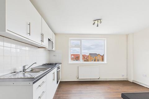 3 bedroom semi-detached house for sale, Petersmith Drive, Newark NG22