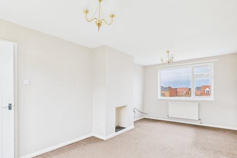 3 bedroom semi-detached house for sale, Petersmith Drive, Newark NG22