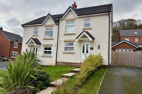 2 bedroom semi-detached house for sale, Maes Helyg, Llangollen